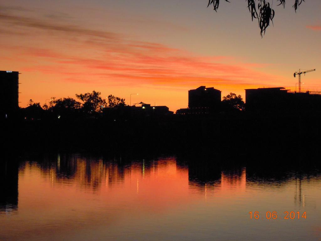 Riverside Tourist Park Rockhampton Bagian luar foto